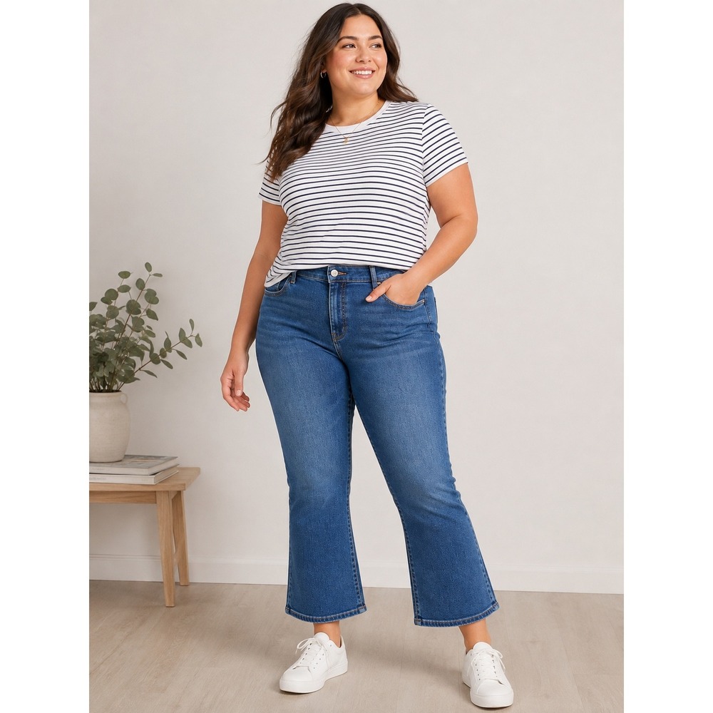 Old Navy High Rise Vintage Cropped Flare Jeans Blue Plus Size 24 Secret Smooth